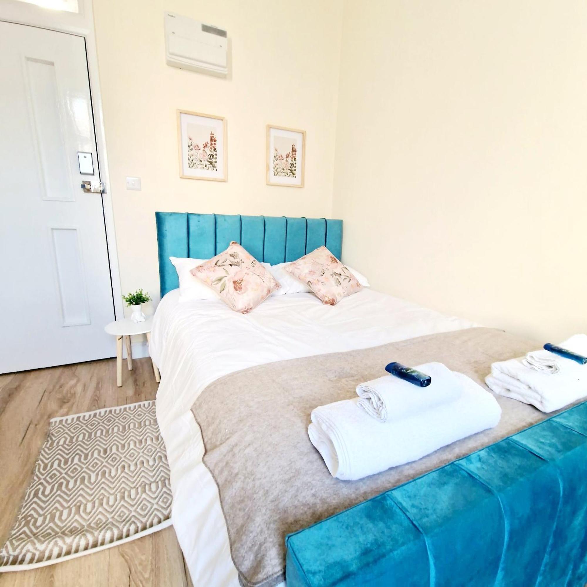 Crendon House Boutique Hotel High Wycombe Buckinghamshire Dış mekan fotoğraf
